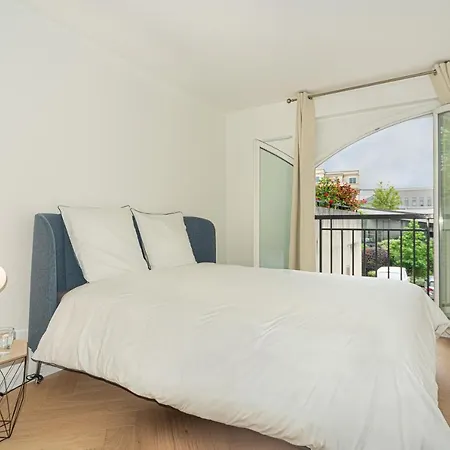 Apartment And Paris * Netflix * Parking * 6 Pers Chessy (Seine-et-Marne)