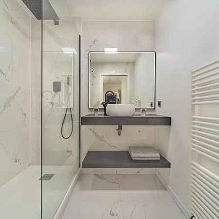 And Paris * Netflix * Parking * 6 Pers Apartment Chessy (Seine-et-Marne)